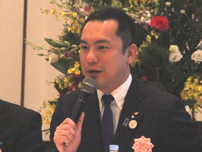 鈴木英敬　三重県知事