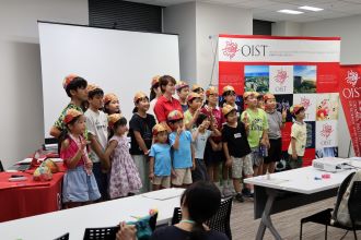 『脳ハット』で脳のしくみを知ろう!