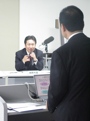 山本弘一郎