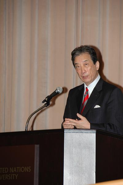 黒川委員長からの紹介